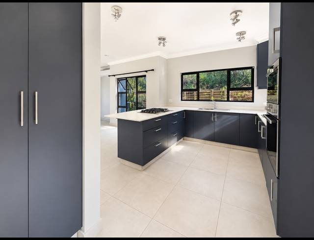 3 BEDROOM FREEHOLD TO LET IN SALT ROCK